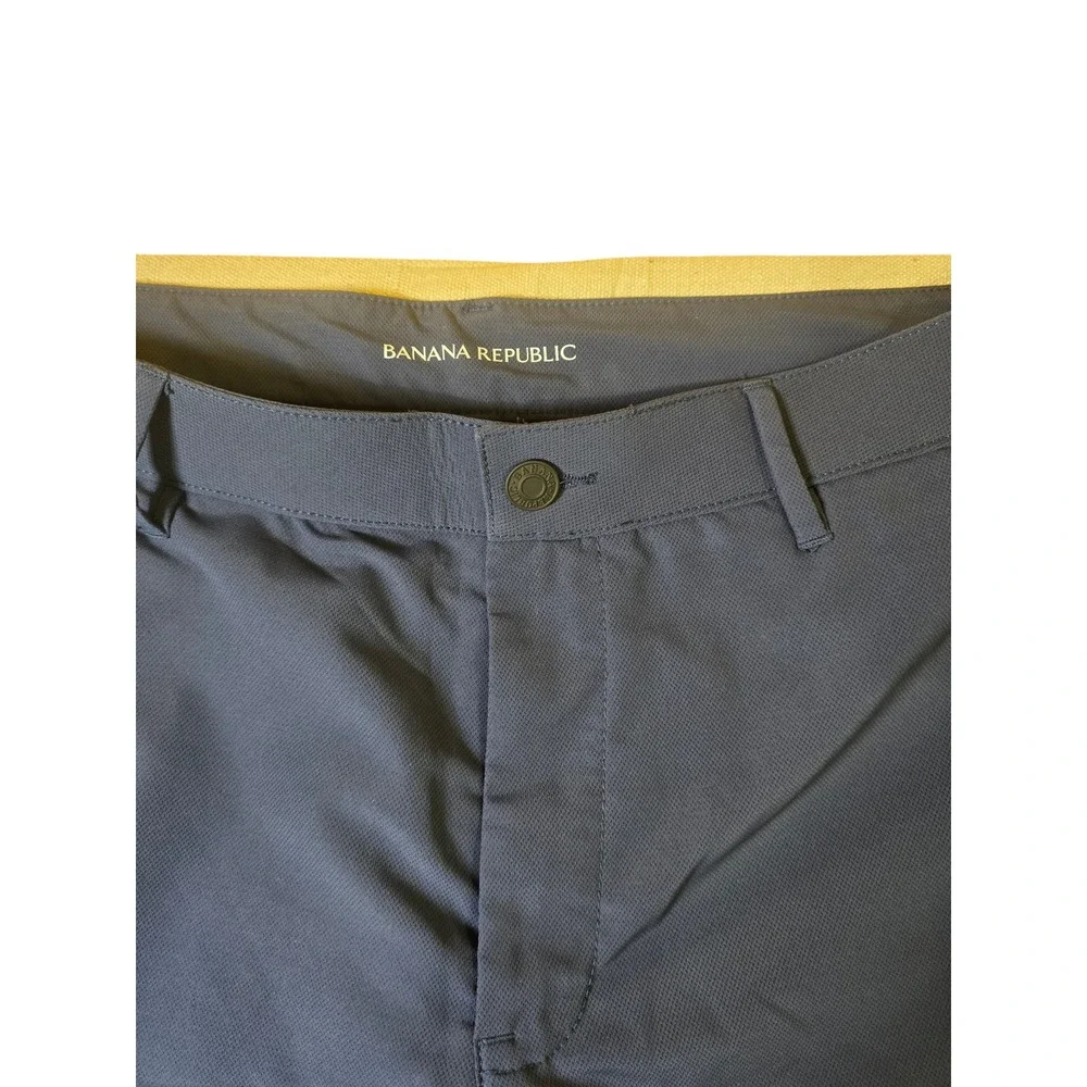 Banana Republic Mens Core Temp Chino Pants Navy Blue Slim Fit 34x32 Dress Slacks